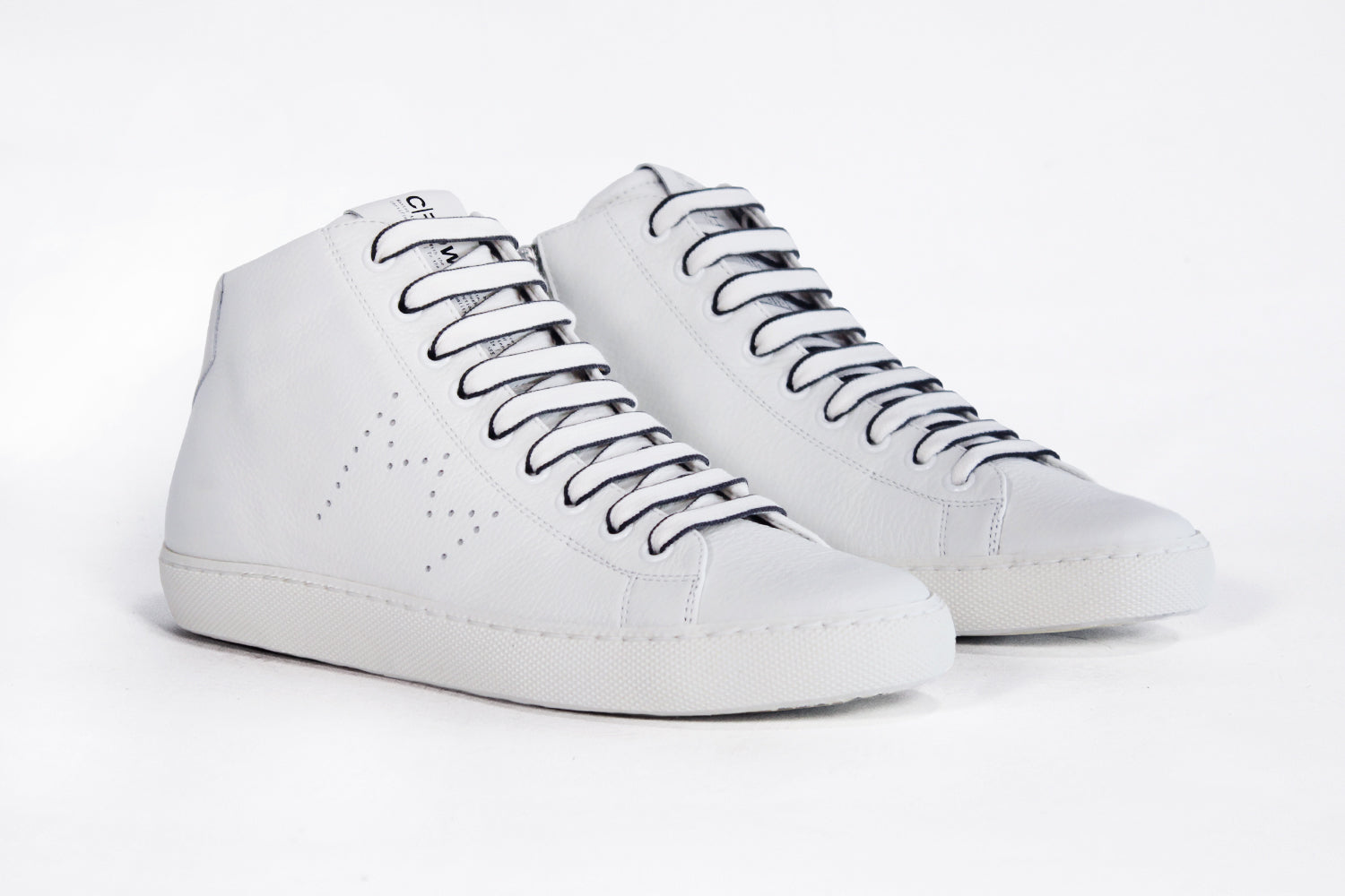 Women's High-top EARTH sneaker in white leather featuring a clean design and comfortable rubber sole.
